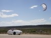 車を引っ張る凧、風力の活用